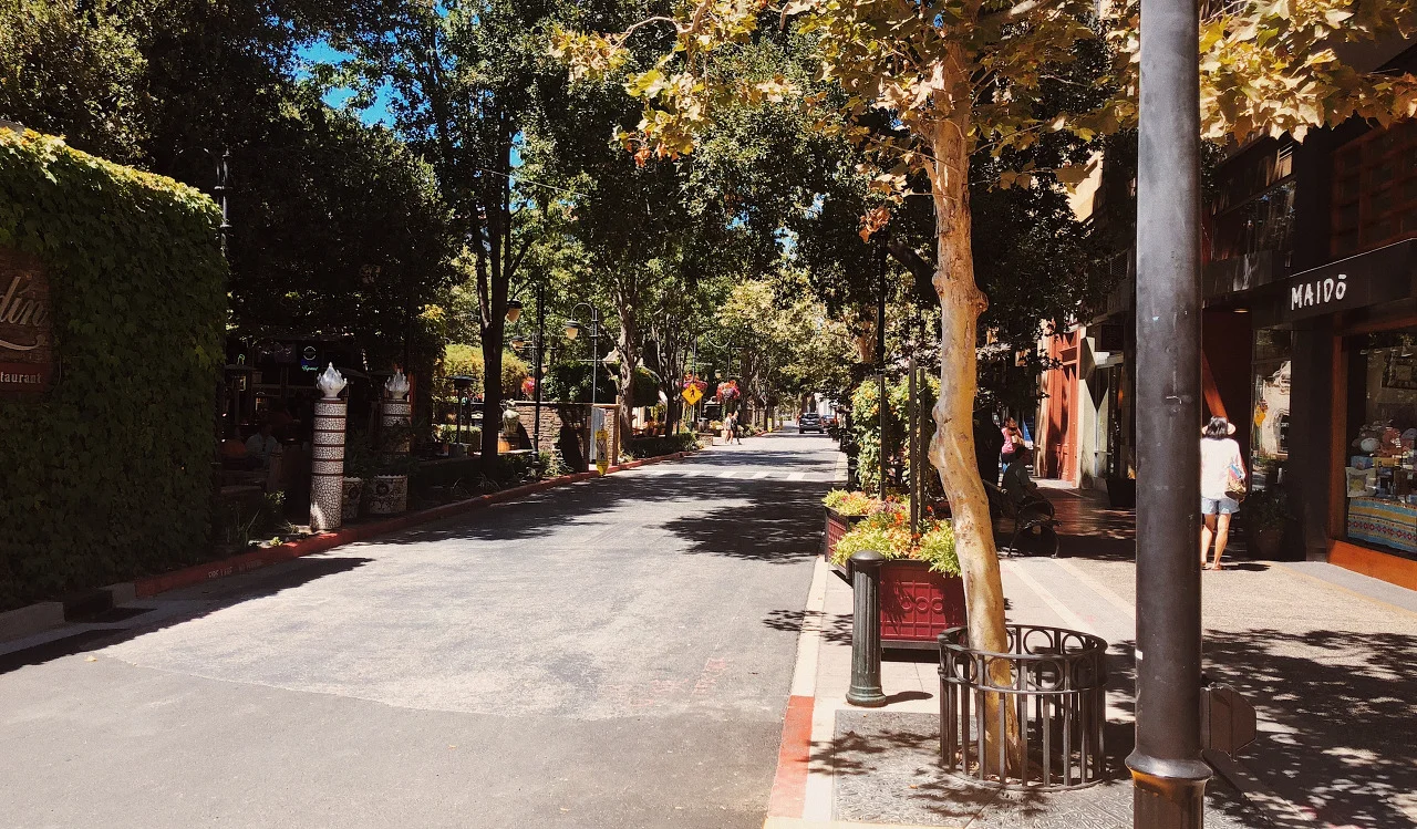 The Chic Streets of Santana Row in San Jose
